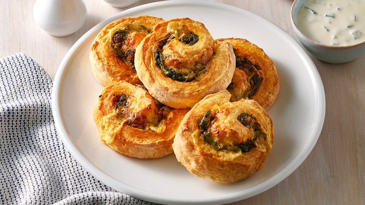 Spinach & Cheese Bombay Scrolls – Recipe