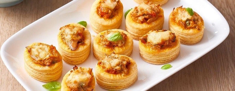 Delicious bite-sized snacks Delicious bite-sized snacks