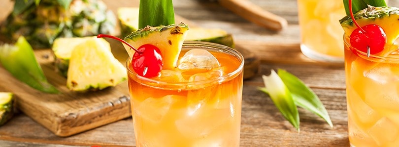 Hawaiian themed drinks Hawaiian themed drinks
