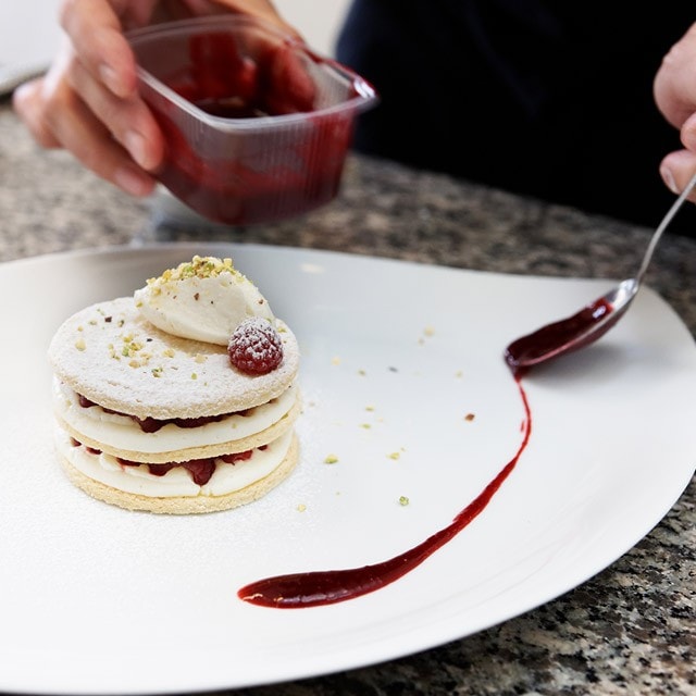 'Tis the season to dress like a king