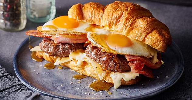 Croissant Burger