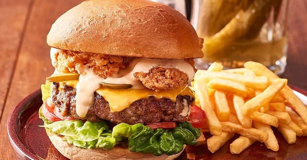 Beef Burger with Deep Fried Bacon and Thousand Island Dressing