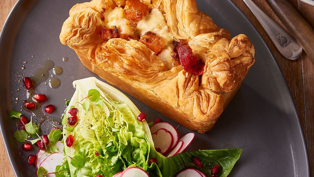 Free Range Chicken, Sweet Potato and Rosemary Pie – Recipe Free Range Chicken, Sweet Potato and Rosemary Pie – Recipe