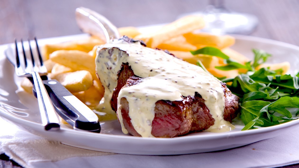 Char Grilled Angus Rib Eye with Bistro Chips and Bearnaise – Recipe