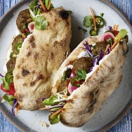 Middle Eastern Falafel Sandwich Middle Eastern Falafel Sandwich