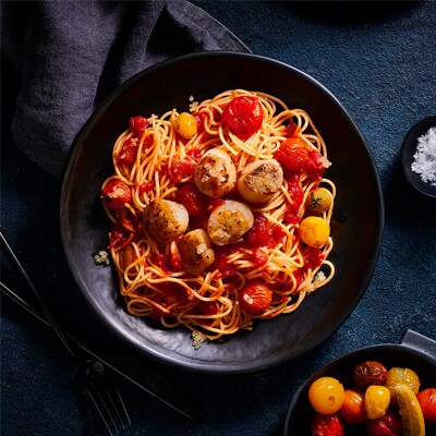 KNORR Italiana Pronto Napoli GF 2 kg - Harvested from Italian fields to cans in under 24 hours, this lightly seasoned sauce is versatile and easy to customise.