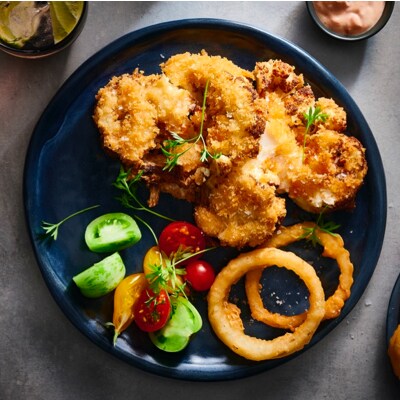 HELLMANN'S Real Aioli 10 kg - HELLMANN'S Real Aioli is made to an authentic recipe using 100% free range egg yolks with an infusion of garlic for that balanced, scratch made taste.