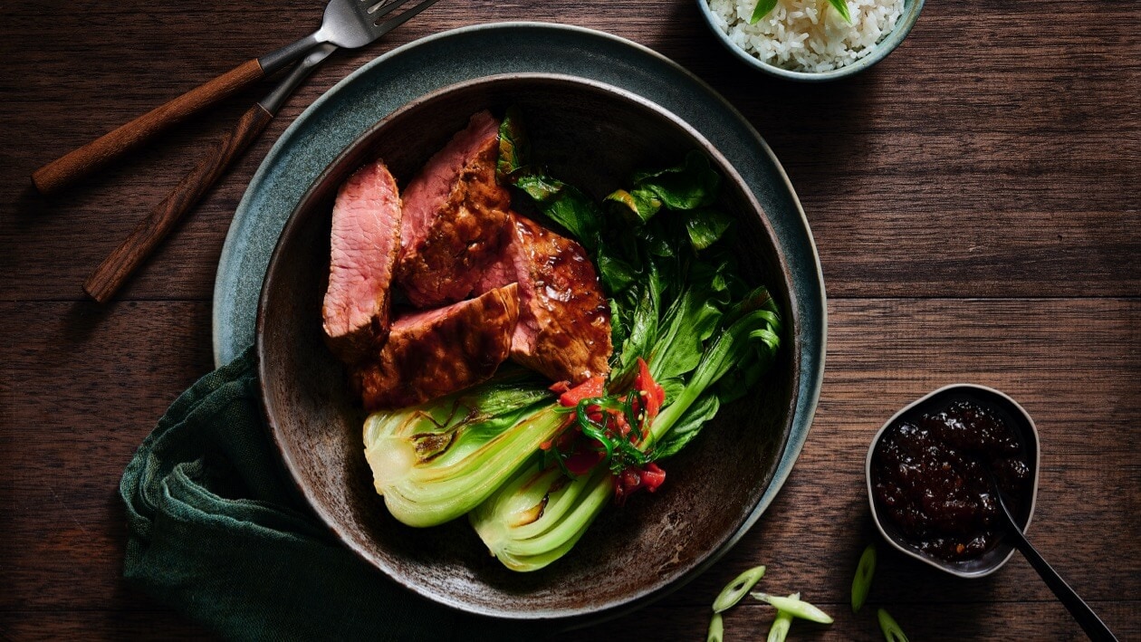 Kangaroo Steak with Thai Sweet Chilli Jam Sauce – Recipe