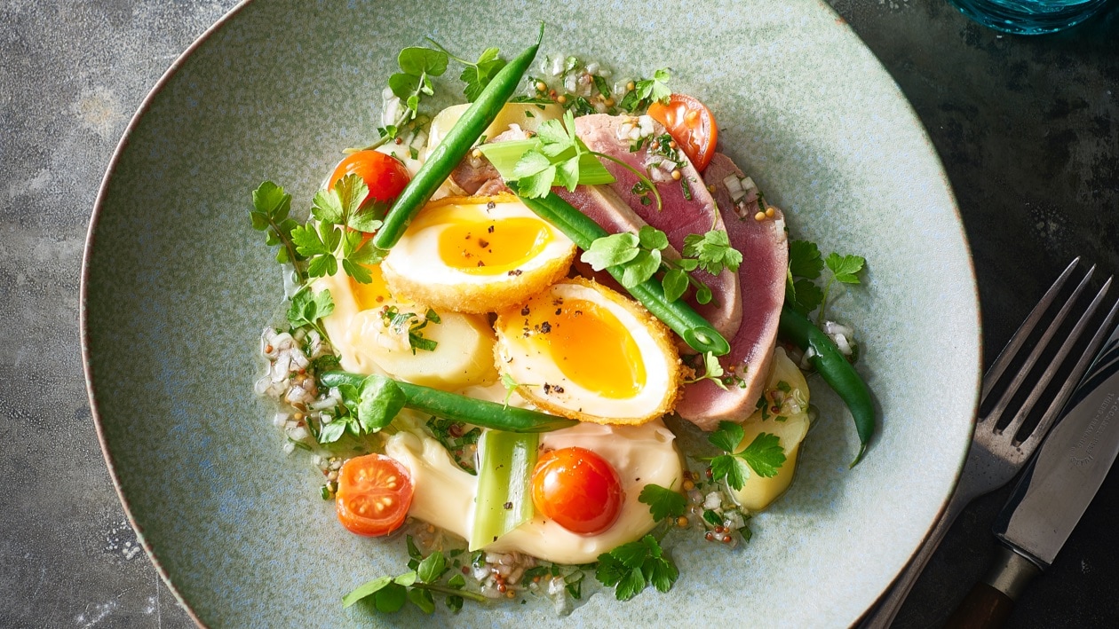 Seared Tuna with Pickled Tomatoes and Crumbed Eggs – Recipe Seared Tuna with Pickled Tomatoes and Crumbed Eggs – Recipe