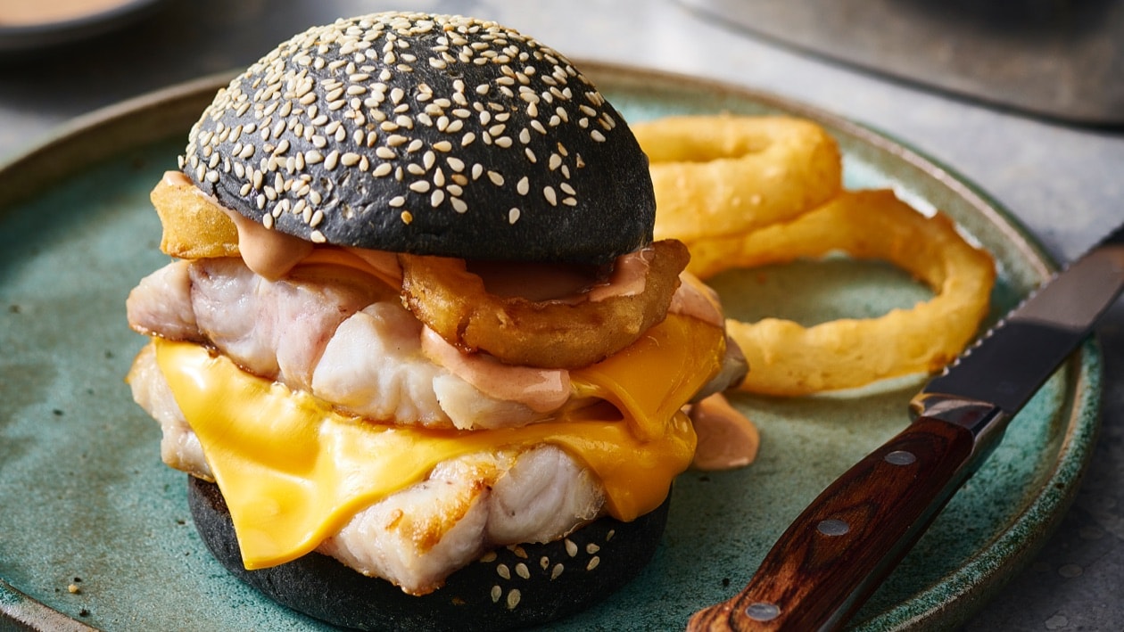 Snapper Cheese Burger with Salt and Vinegar Onion Rings – Recipe