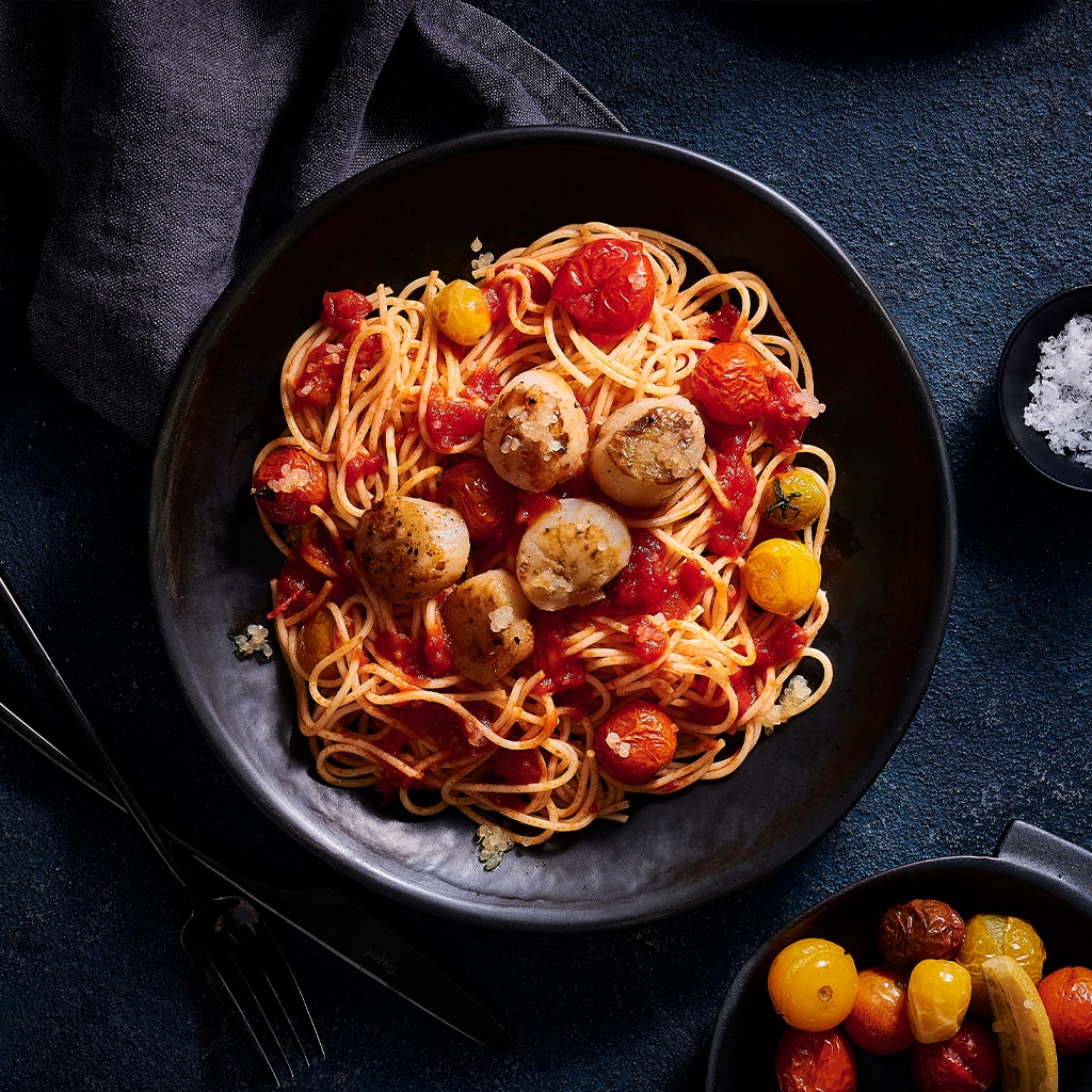 Spaghetti with Seared Scallops, Tomato and Finger Lime