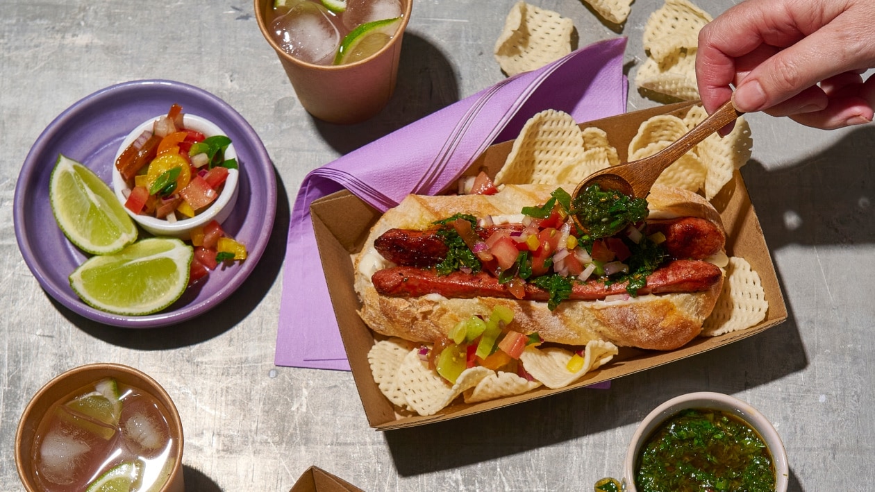 Smoky Choripán Dog with Fresh Salsa – Recipe